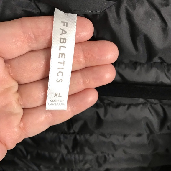 Fabletics Lightweight Adventure Vest Sz XL - Picture 6 of 7